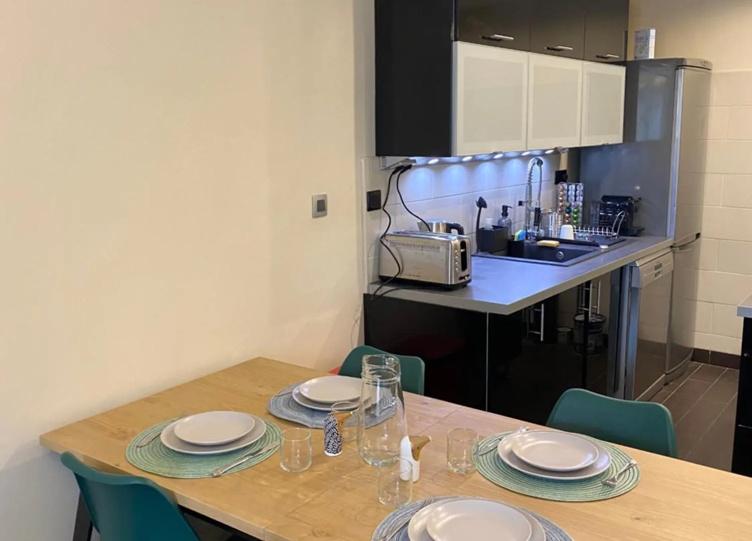 Appartement Familiale De 75M2 En Plein Coeur De Paris 0*,